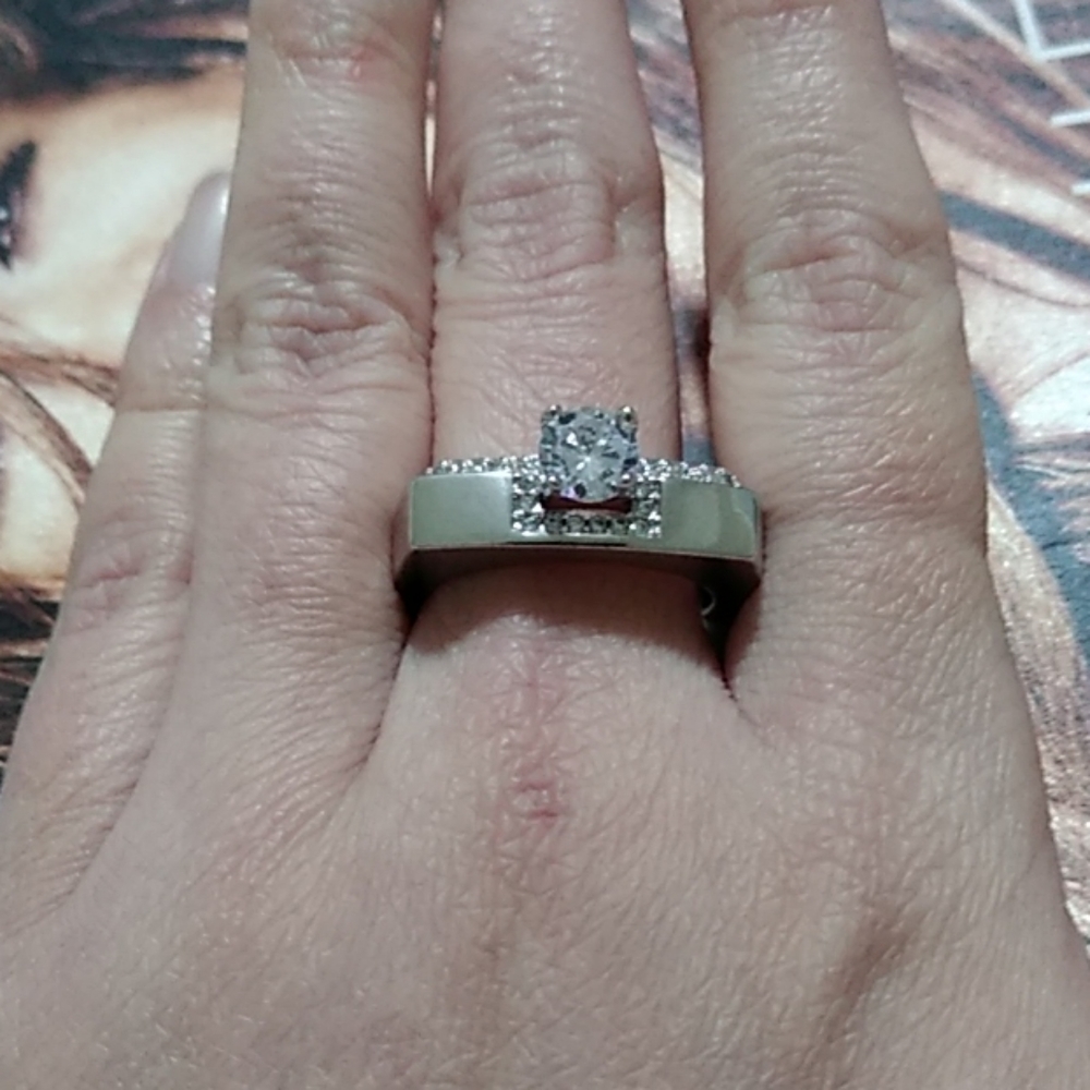 โผ๏ธ๐Old Hollywood๐2 Piece Rose Gold Ring Set๐ - Picture 5 of 5